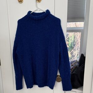 AMERICAN VINTAGE Cozy Blue Turtleneck Sweater